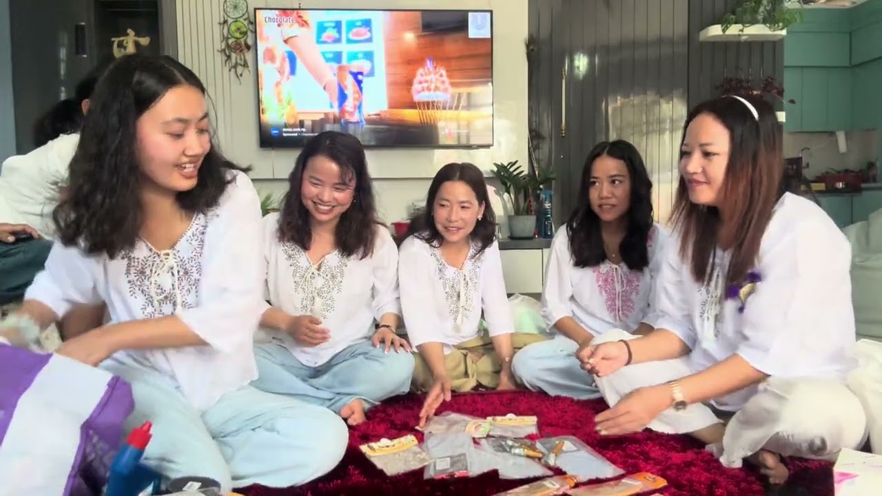 Holi special Colour exchanging game with my sisters ❤️🫶✨