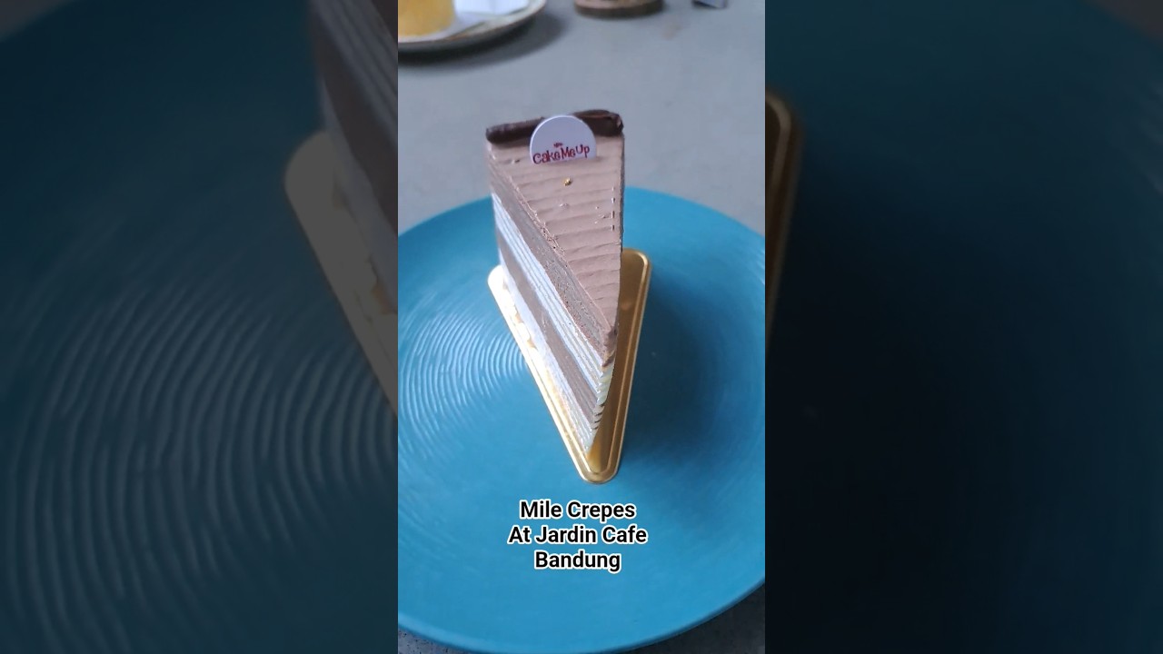 Mile crepes cake me up at Jardin Cafe Bandung #short #shorts #cake #eat #video