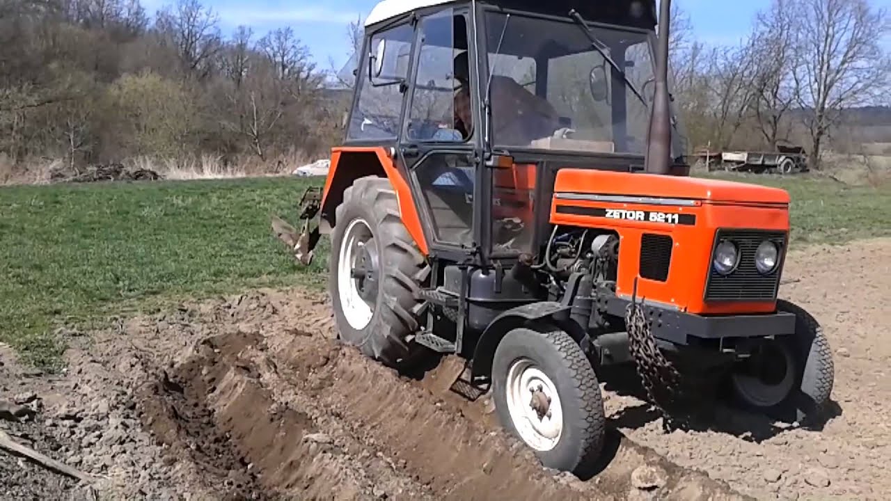 Zetor 5211 sázení brambor