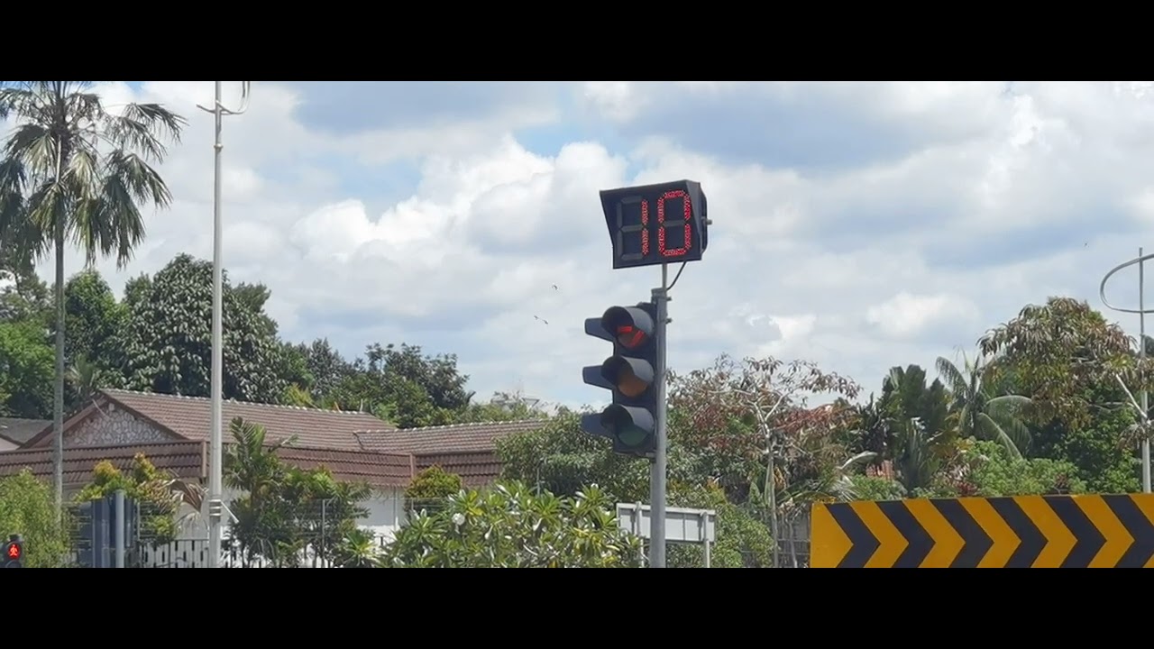 Traffic Light Countdown Timer - Petaling Jaya, Selangor, Malaysia (1)