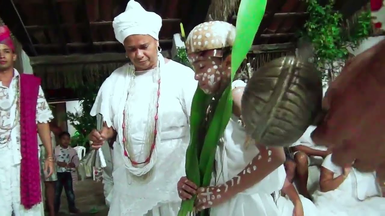 Não se raspa Àbíkú pois são realizados rituais para quebrar o pacto com o Egbé Órun e permanecer! 🙏