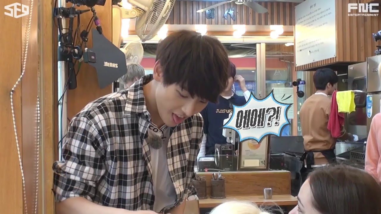Inseong as your English-speaking cutie waiter