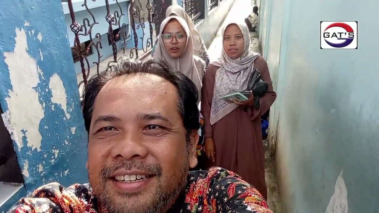 Ziarah kubur sunan bonang tuban bersama SD Islam Tuban
