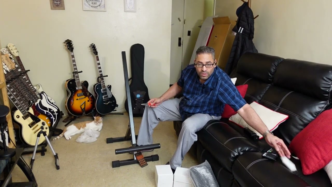 Unboxing the Gator Frameworks Deluxe Guitar Seat, Show Love, Like Subscribe and Share