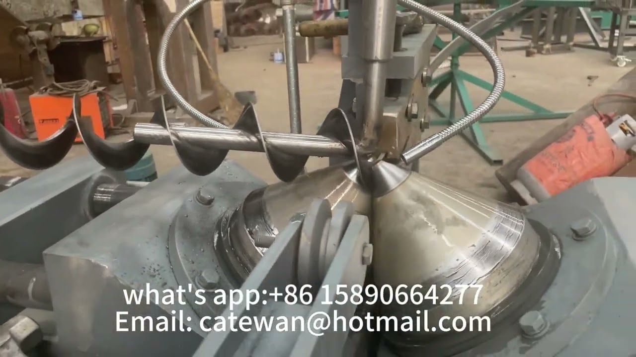 twisting with continuous cold rolling auger flight spiral helicoid machine