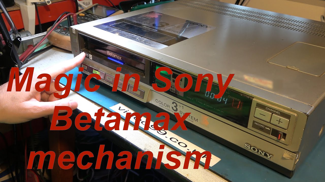 Фронтальная загрузка Sony Betamax и волшебная шнуровка. SL-T30ME.