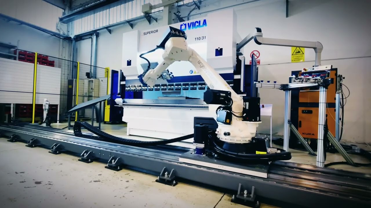 Cella di piegatura robotizzata VICLA, scopri come risparmiare tempo e costi con isola robot .MATRIX