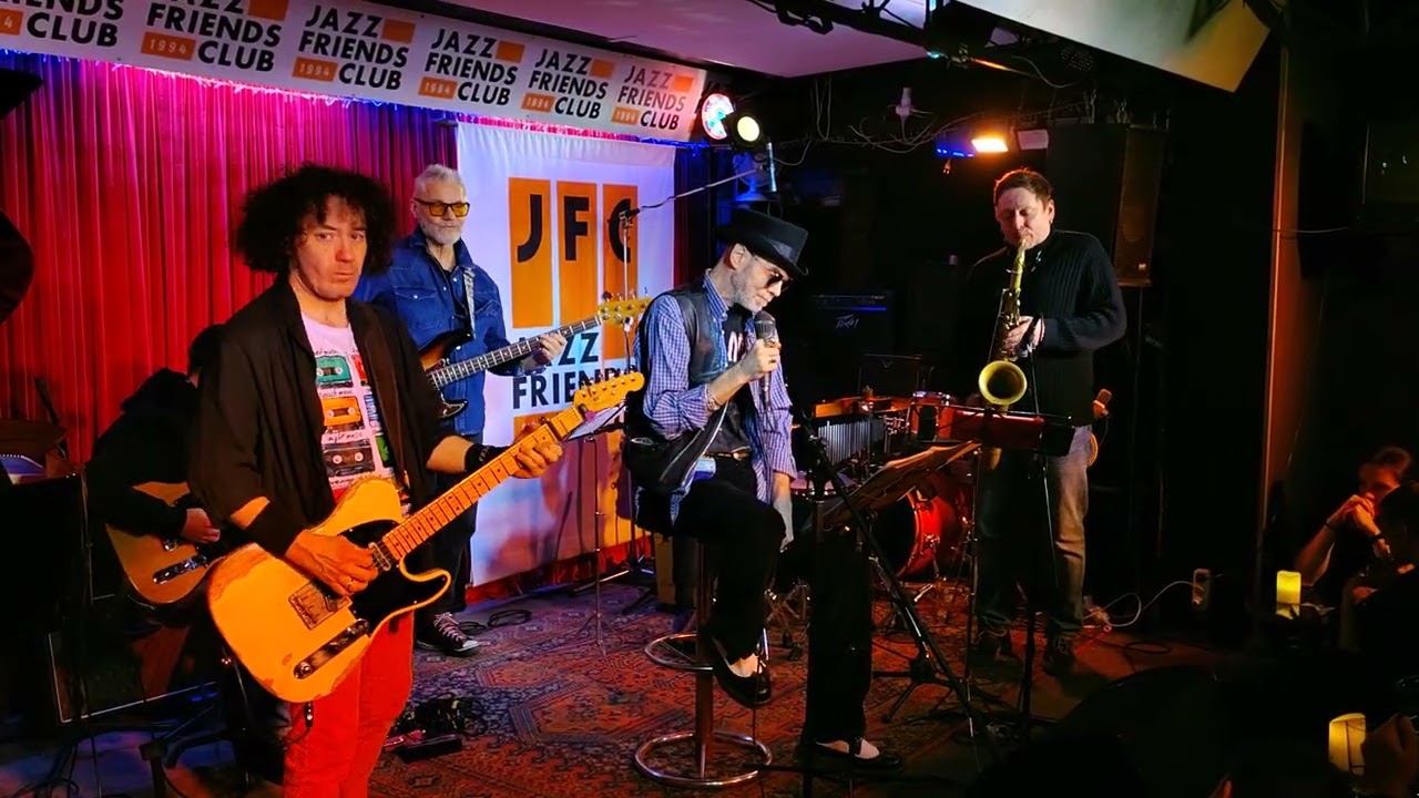 Waits Blues Time / Diamonds and Gold