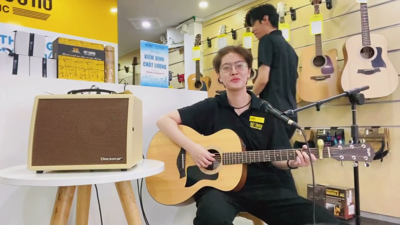 Test thử c&aacute;i loa Blackstar Sonnet 60W, h&aacute;t v&agrave; đ&agrave;n bao đỉnh