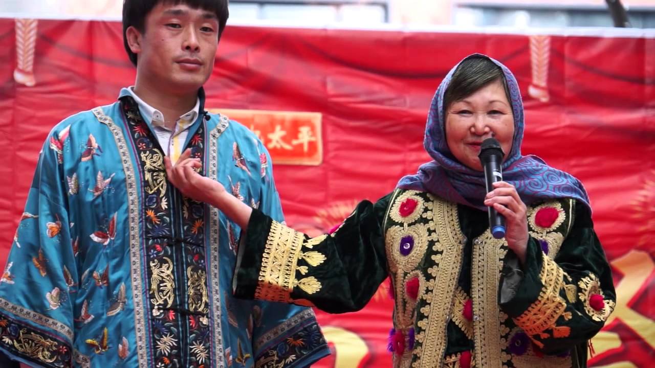 アジア民族衣装ファッションショーｉｎ春節祭