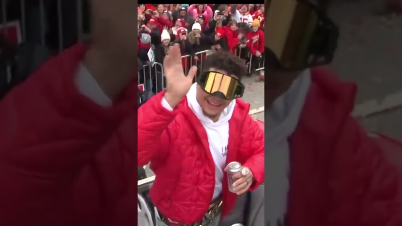Patrick Mahomes says hello from the Super Bowl parade! #chiefskingdom #chiefs #chiefs41