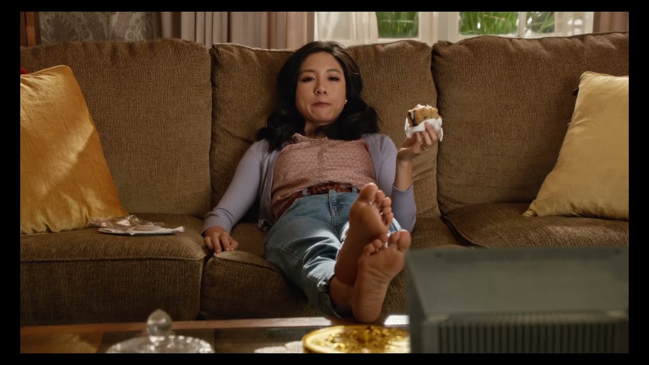 Constance Wu (Feet Soles) 4K