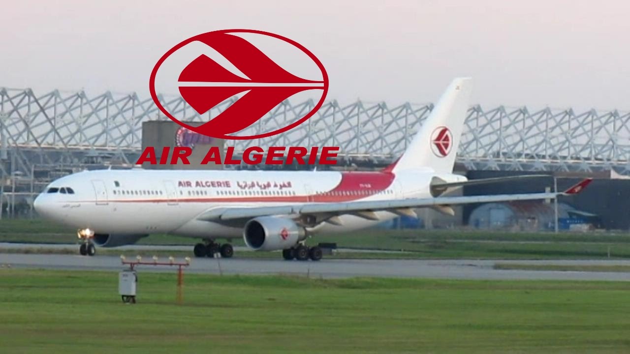 Air Alg&eacute;rie A330-202 (A332) taxiing & departing YUL on 24R