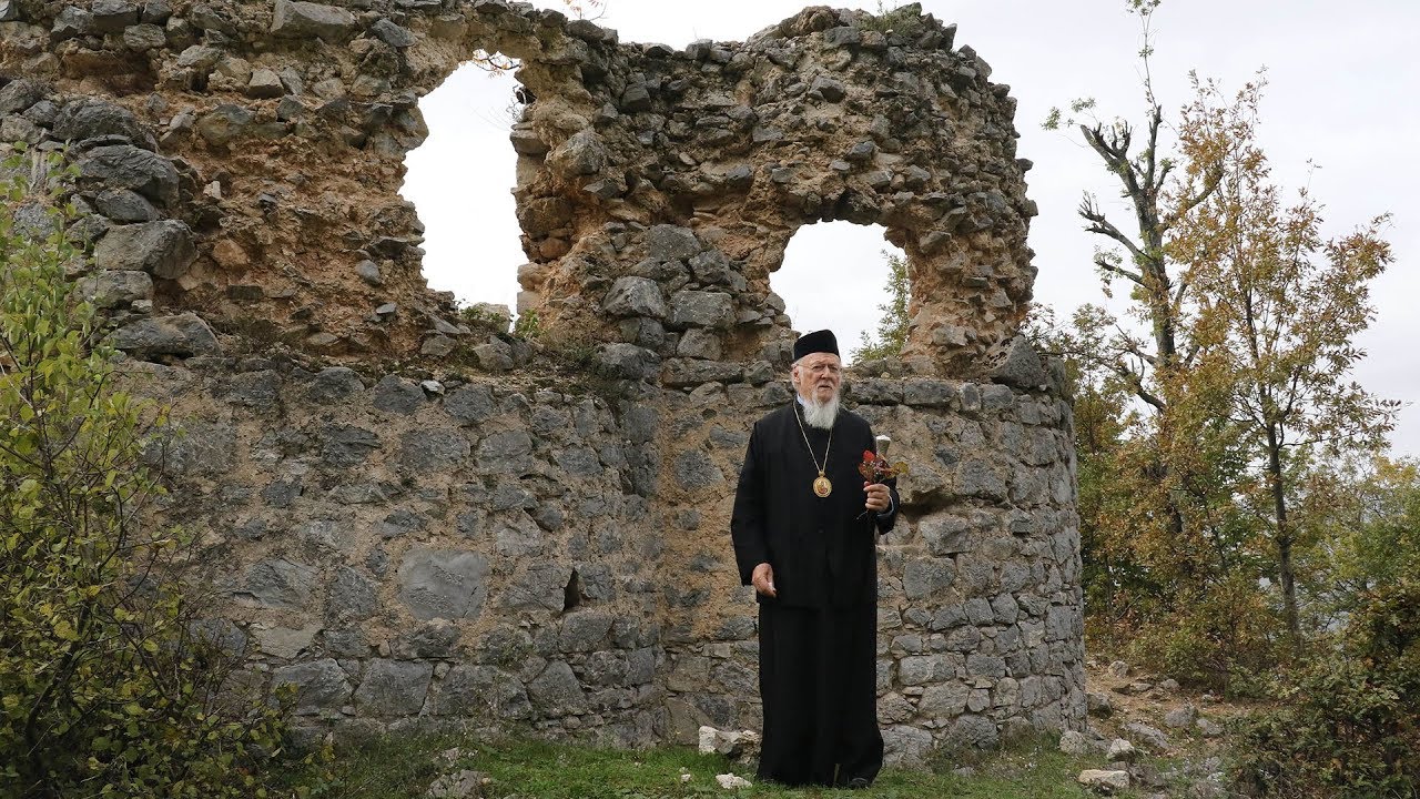 Bartholomeos, Bafra'da tarihi kilisenin kalıntılarını inceledi