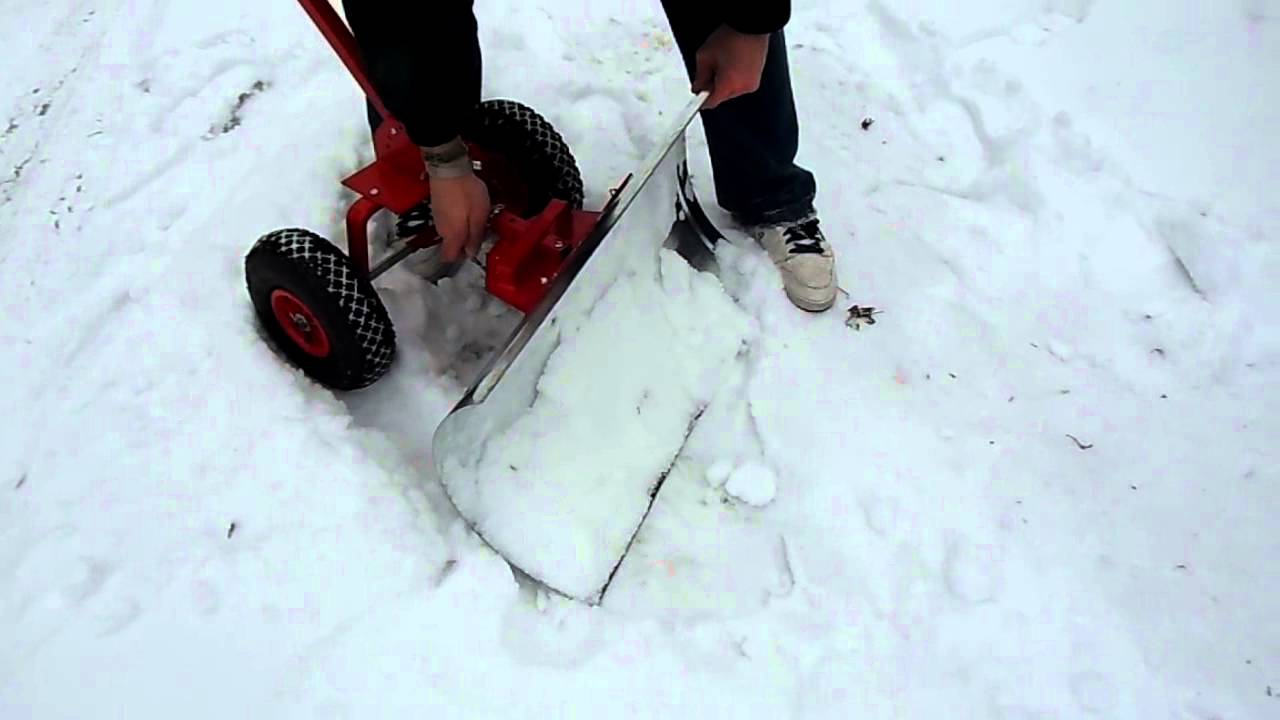 Schneeschieber Schneeschaufel Schneeschippe mit Rädern Schneeschieber Modell Kübler KSP-06