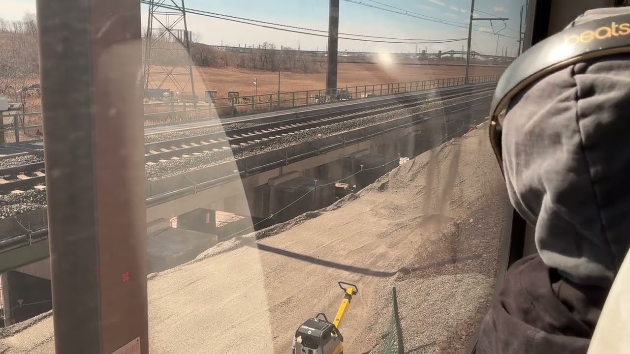Riding on NJ Transit on to the old portal bridge from Secaucus junction ￼to Newark Penn station 