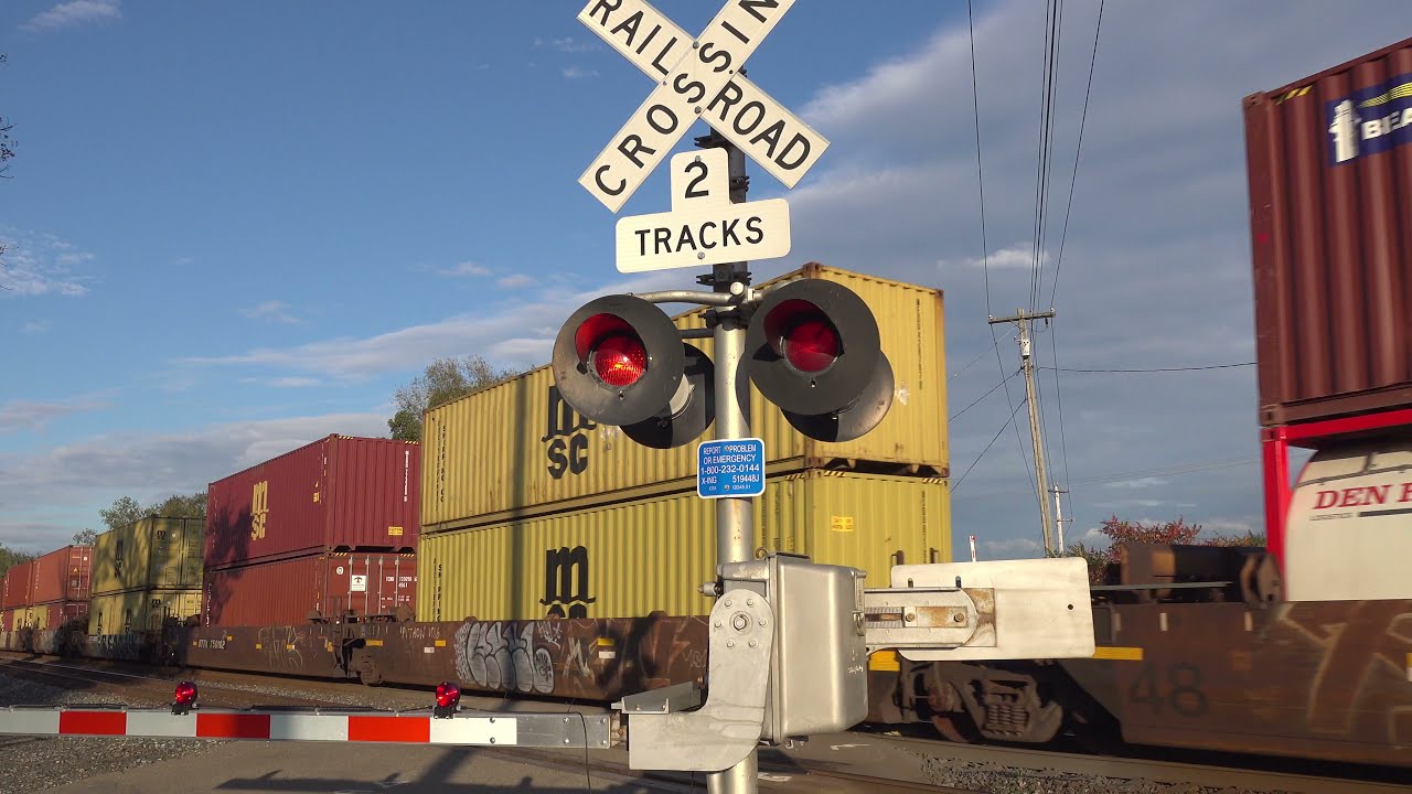 CSX GP40-3 and GP40-2 Roll By! Big CSX Stack Trains Speed By! Some Cool DPU Alrights And More Trains