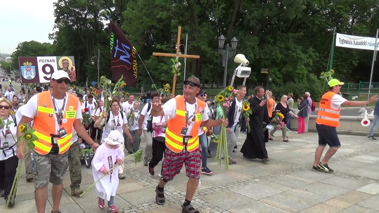 Pielgrzymka 2017 -Grupa 9 wchodzi na Jasną Górę