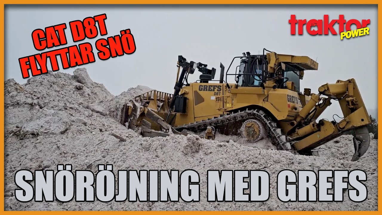 CAT-JÄTTAR FLYTTAR SNÖMASSOR – Grefs röjer snö