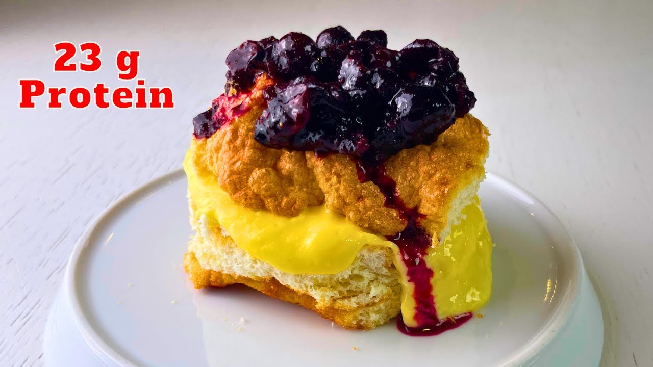 Easy Keto Lemon Chiffon Cake with Blueberry Coulis !