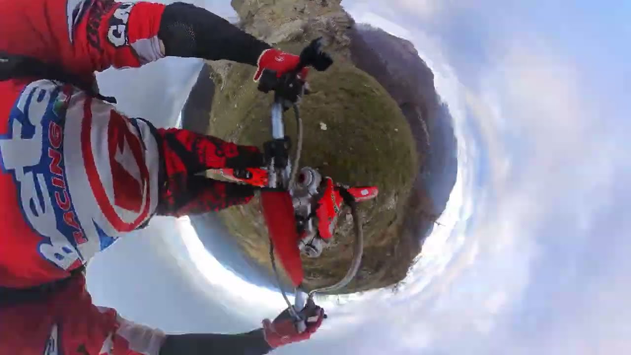 Motoalpinismo tra le rovine