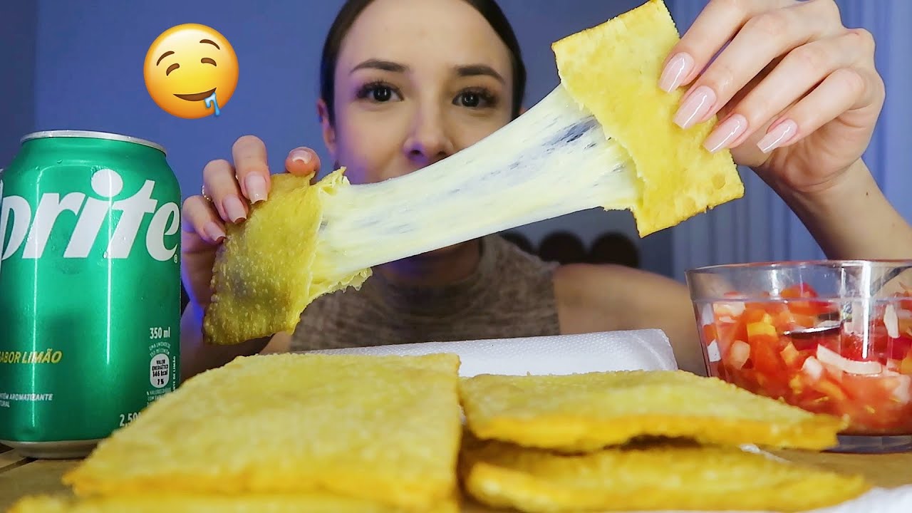 ASMR MUKBANG - PASTÉIS SUPER CROCANTES COM MUUUITO QUEIJO 🧀