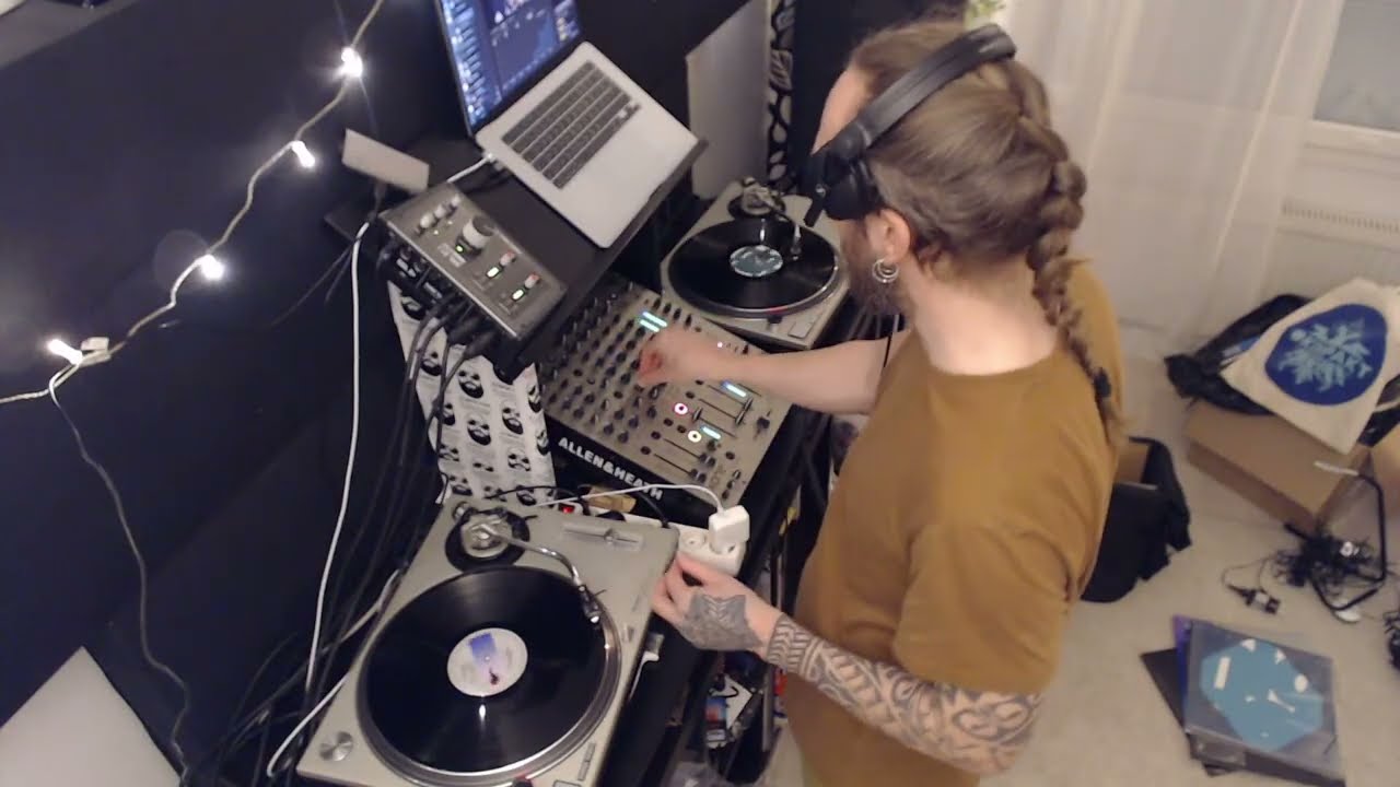 Cosmos Session #003.26 Dj Rumbus - DNB SHOW