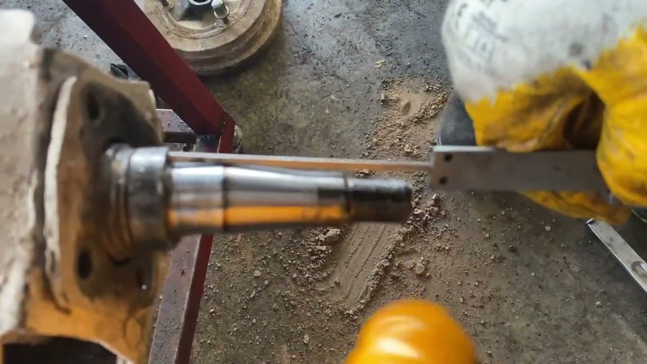 Renault 12 Eski Tip Arka Balatalı Aracı, Arka Dingil Değişmeden Toros Balataya Çevirme..