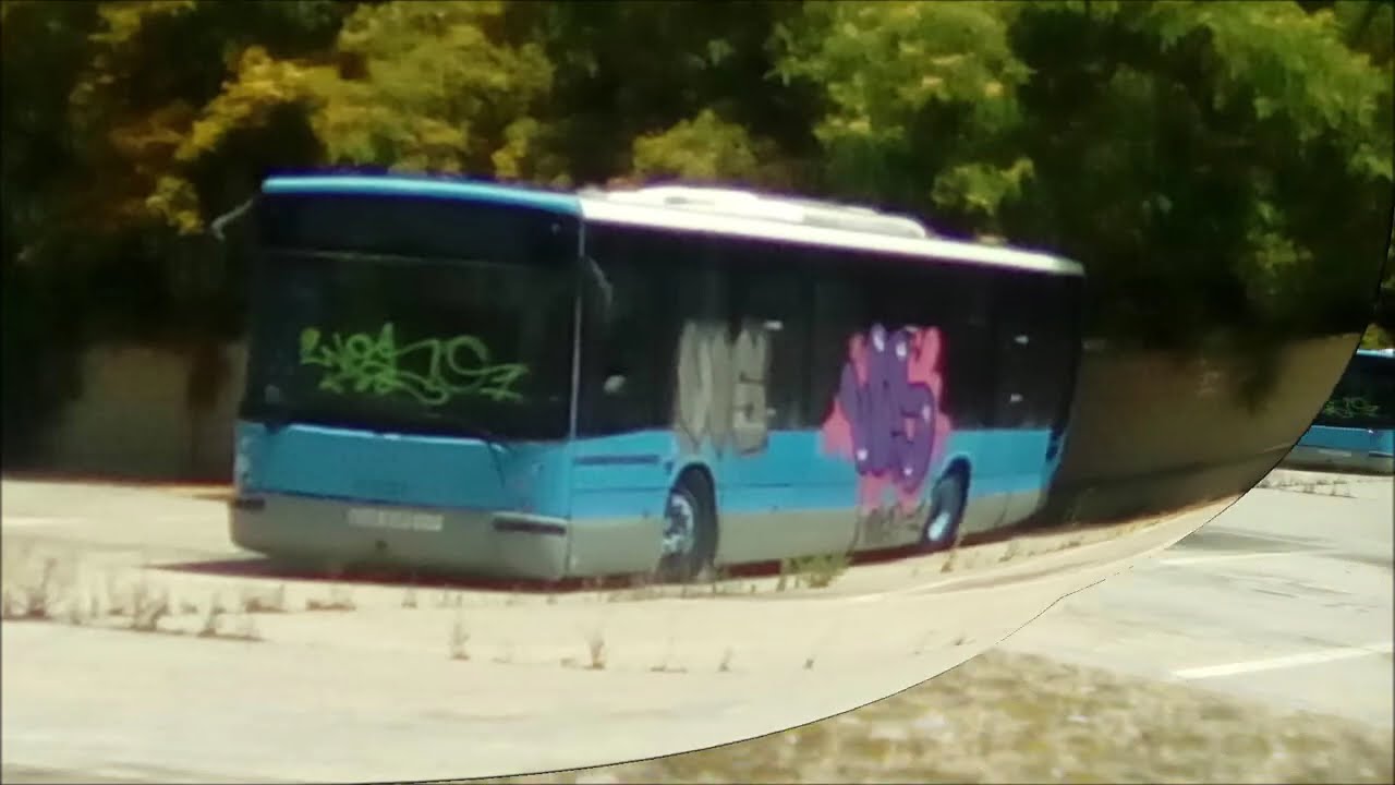 Autobuses retirados en las cocheras tusgsal