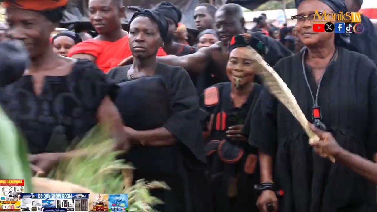 Exciting: Nananom of Atebubu practice Tranee.. Ohempon displays.
