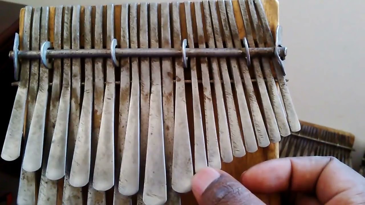 Pfumvu Paruzevha / Teurai Kuvadzimu (Lesson in Shona), Mugove wekwa Chigwedere