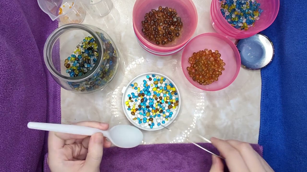 [ASMR] Classify colorful small objects/stones/glazed/ceramic balls/gravel into plastic boxes
