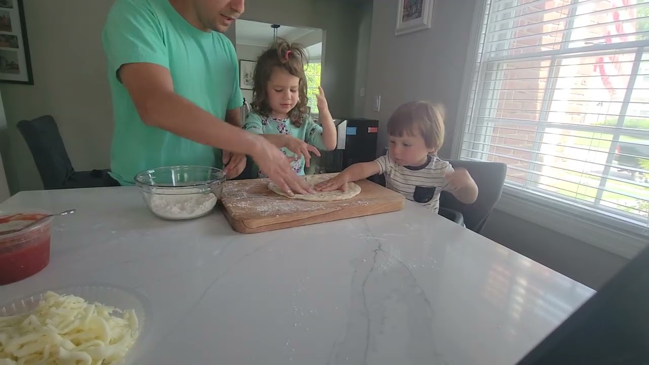 Ava and Danny first pizza video