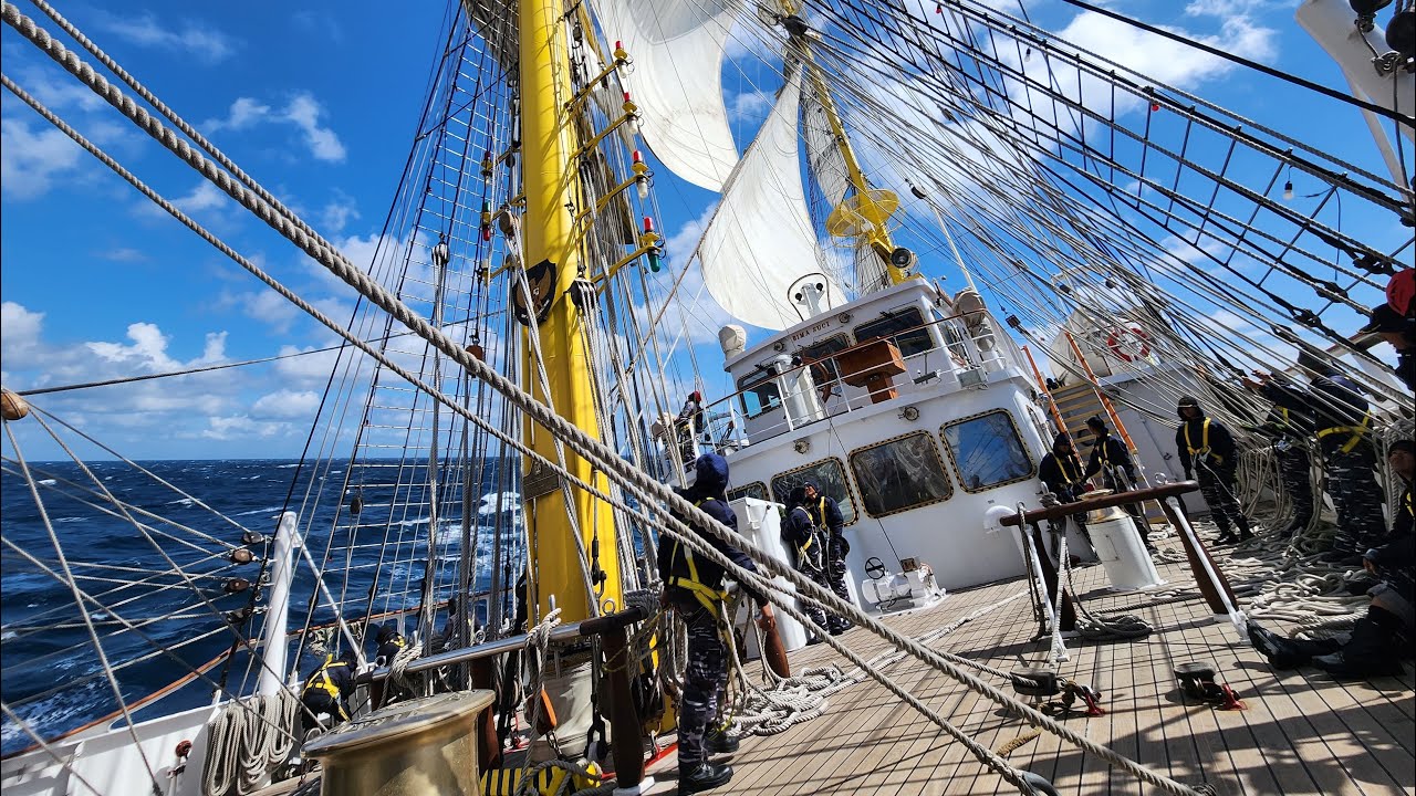 KRI BIMA SUCI IN TALL SHIP RACE ETAPE 1 DEN HELDER - HARTLEPOOL