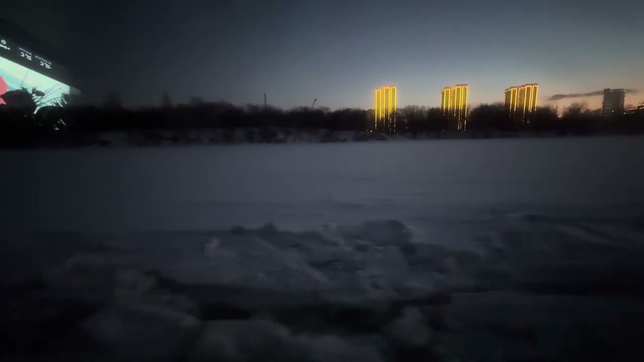 Прогулка зимой на речном трамвайчике-ледоколе 