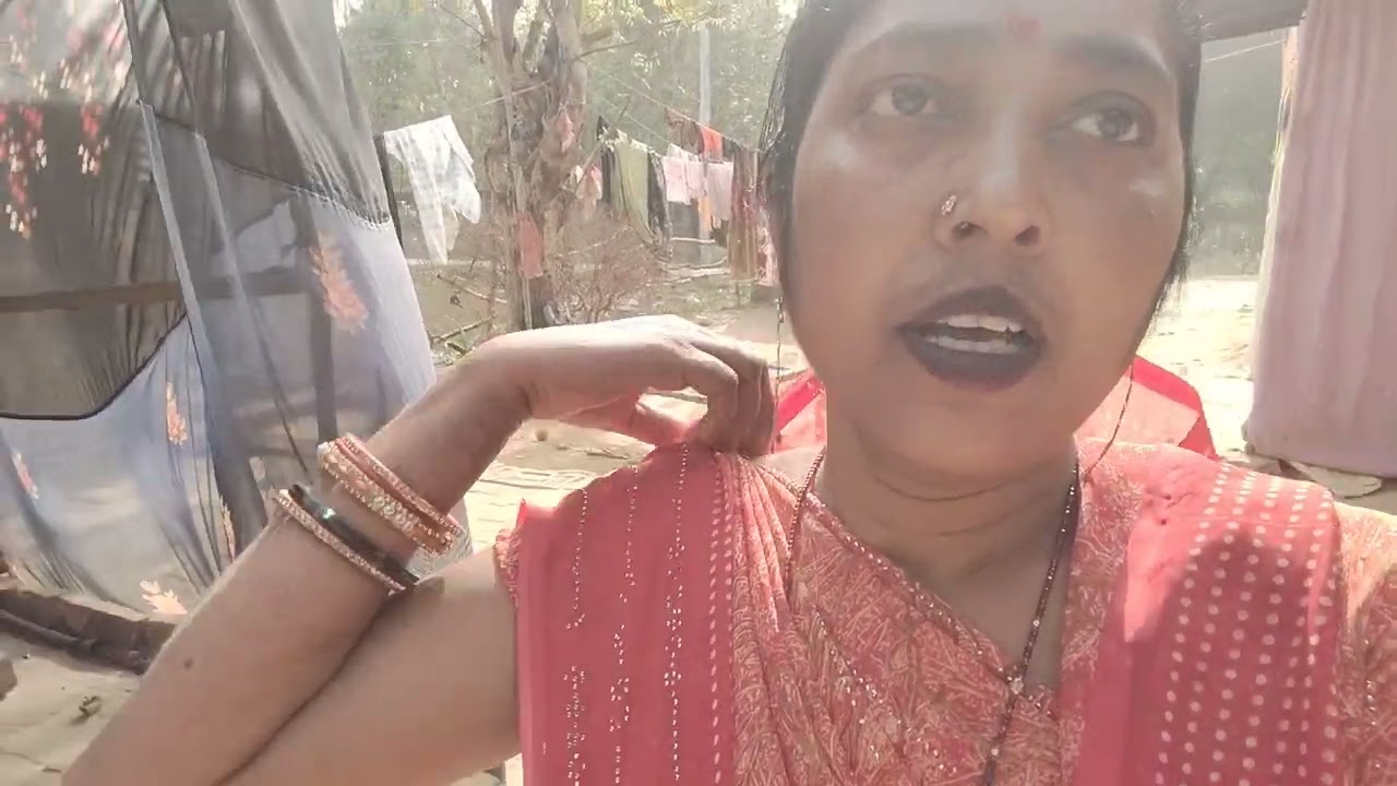 फूलों से हसीन चेहराहै