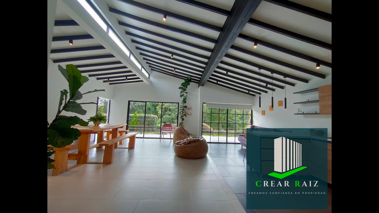 Casa en venta las Palmas, aeropuerto internacional José María Córdoba.