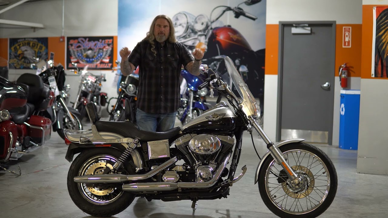 Dyna Wide Glide 2003 года, юбилейное издание, посвященное 100-летию