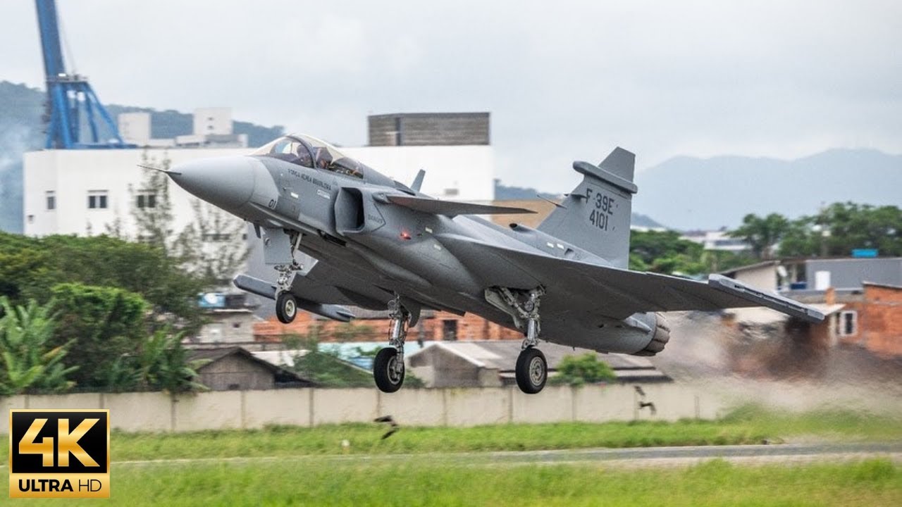Decolagem dos Caças Gripen no Aeroporto de Navegantes