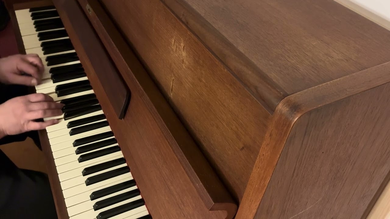 Hitaammin hautaan, piano cover.