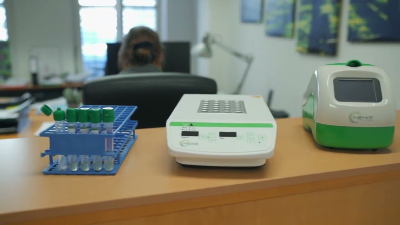 Análisis on-site de Listeria monocytogenes en superficies, simple, seguro y rápido