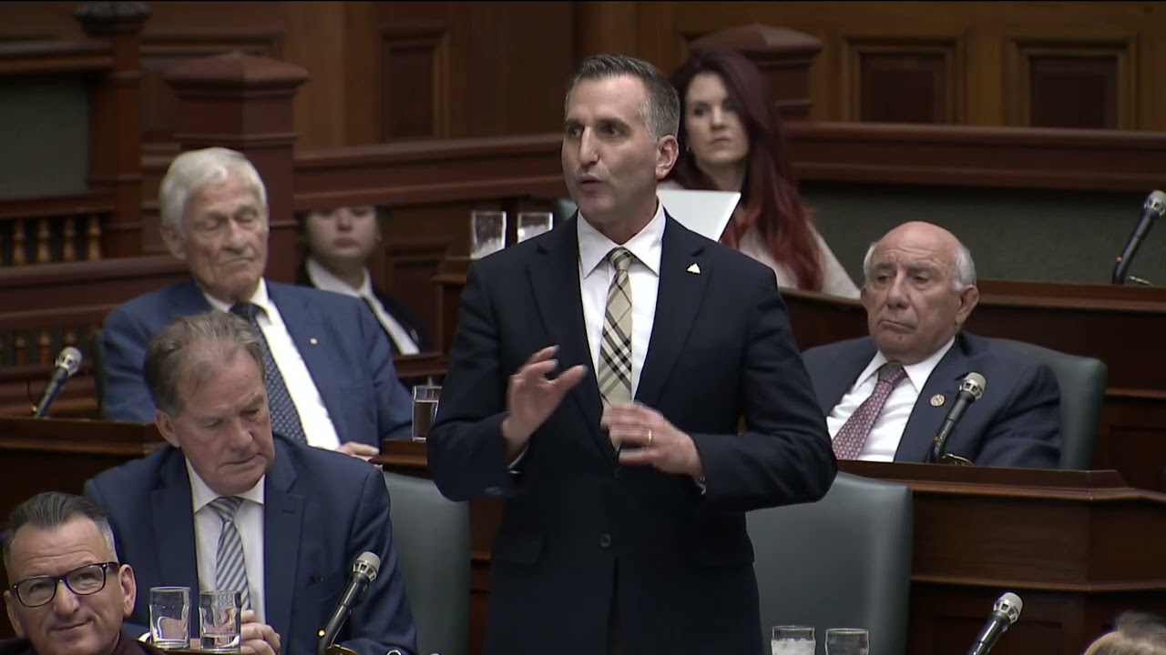 Брэди задаёт правительству вопрос о расширении сельскохозяйственной пищевой промышленности