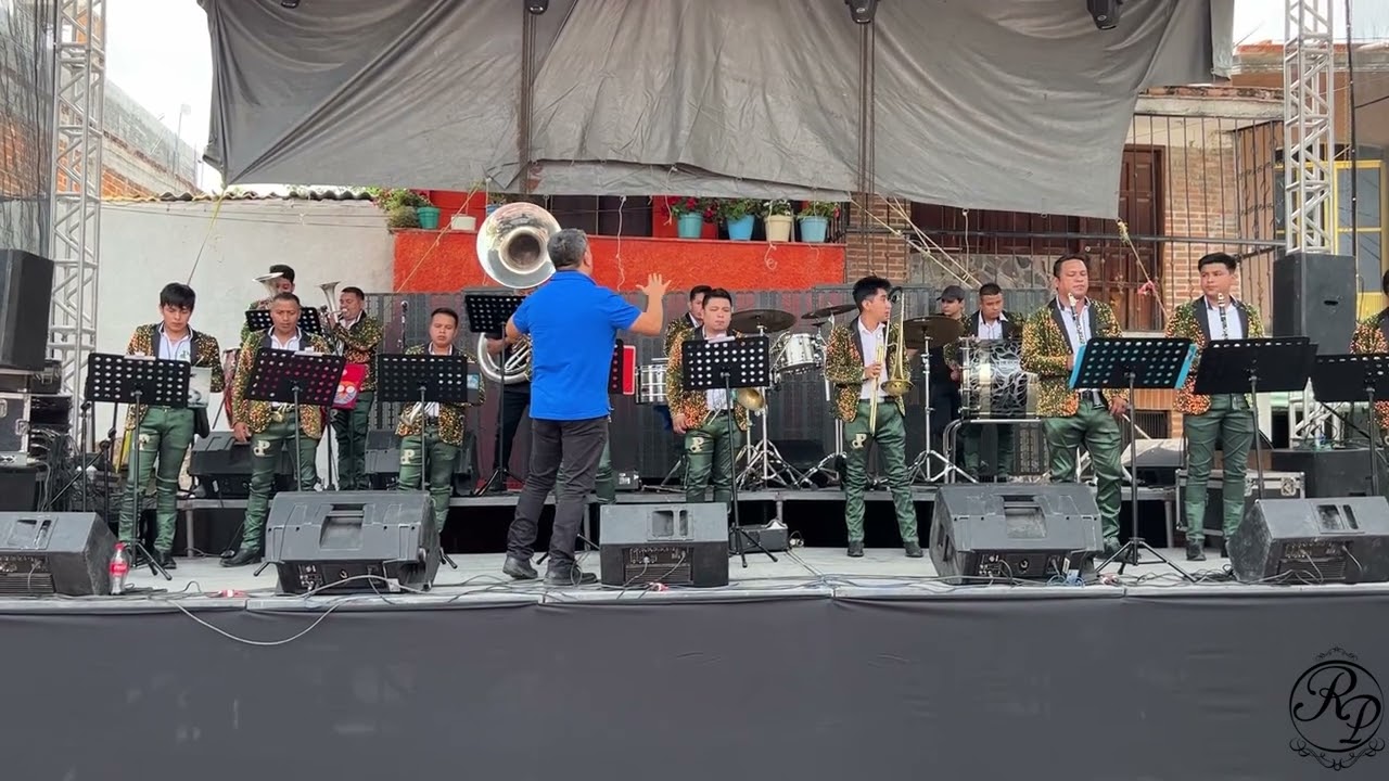 Queen Popurrí, Banda Perla De Michoacán