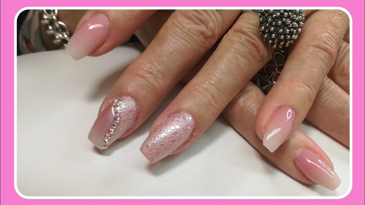 BABYBOOMER BUBBLE NAILS
