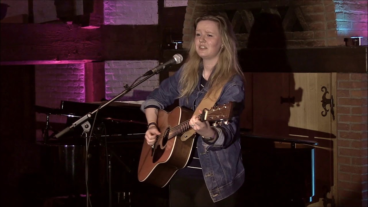 Rikke Thomsen live in Volksdorf - Muss i denn... (Wooden Heart)
