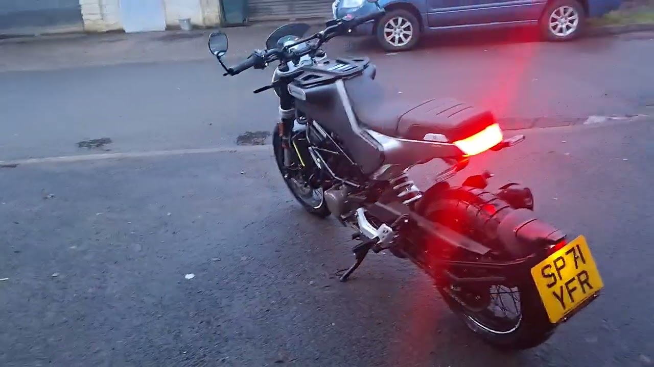 HUSQVARNA 125