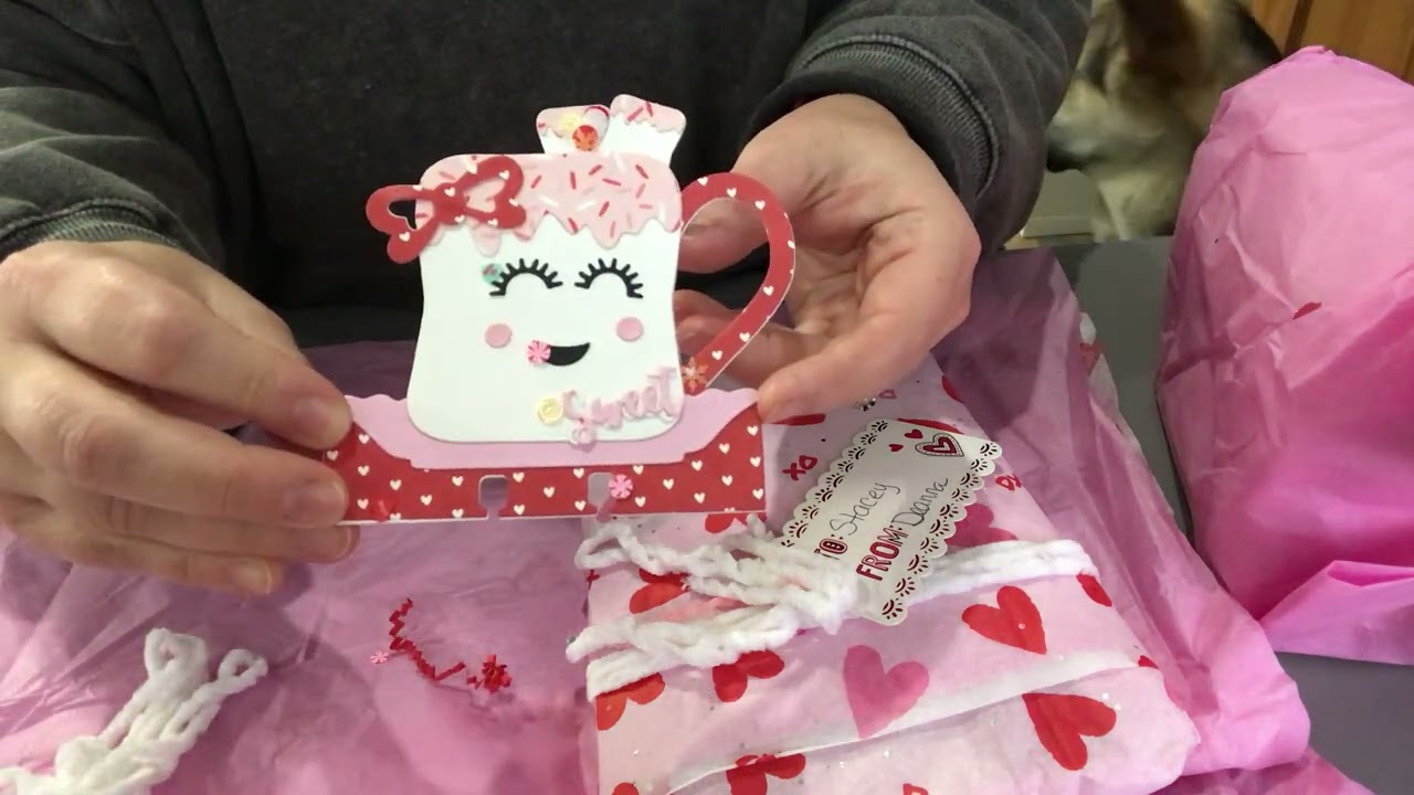 Hugs & Kisses Swap Reveal  from  Deanna @crafty_hogue_girl4054    #XOXOSWAP