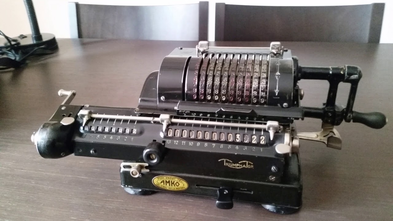 Antigua Calculadora TRIUMPHATOR de 1936
