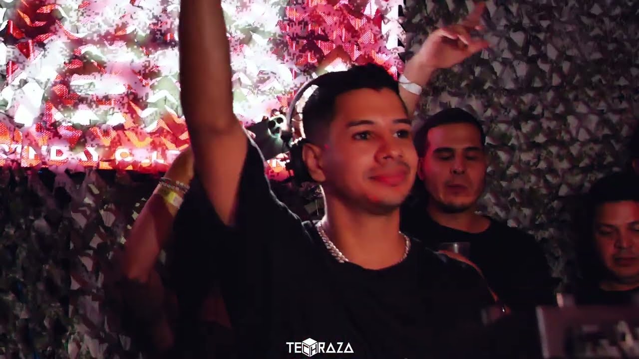 HARVY VALENCIA / GUETTO/ TECHRAZA