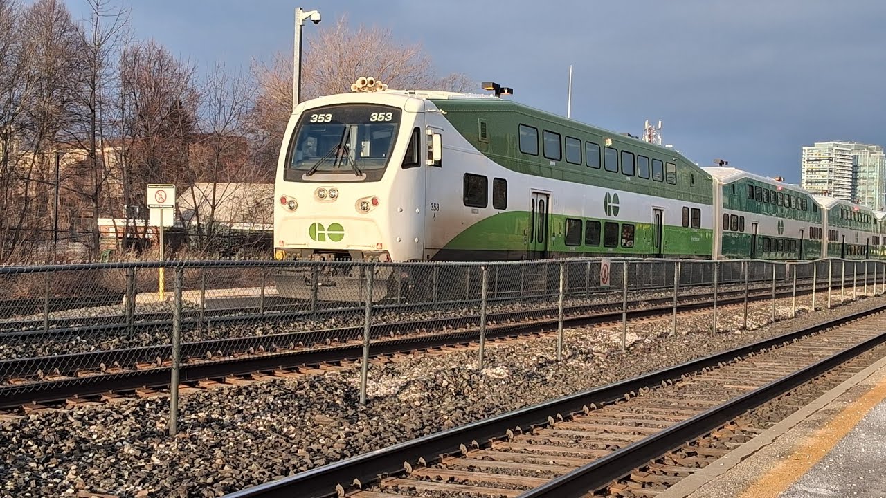 Cem cab 353 leaving mimico #gotransit 
